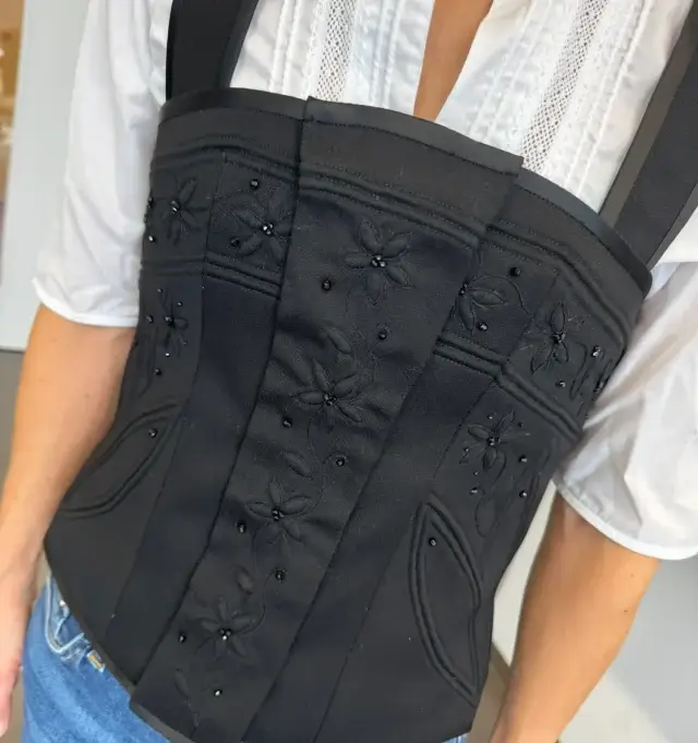 Dirndl-Nähkurs Bernau und Rosenheim. Dirndlnähkurse beim Profi - Dirndl selber nähen im Chiemgau - Oktober 2025